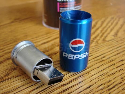 Pepsi Can 32GB USB Flash Drive Image