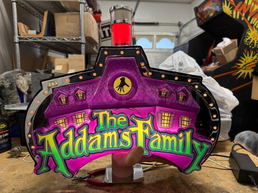 The Addams Family Slot Machine Topper