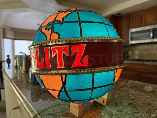 Vintage Schlitz Beer Motion Globe Bar Light Sign Image